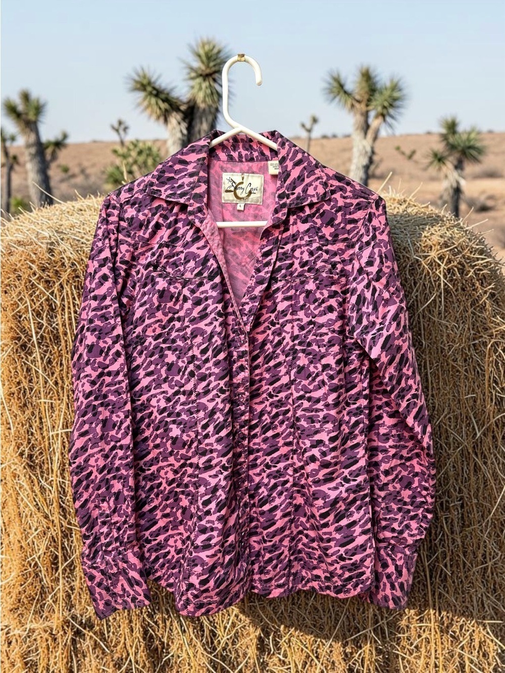 Vintage Sherry Cervi Snap Button Western Shirt Womens Large Pink Animal Print